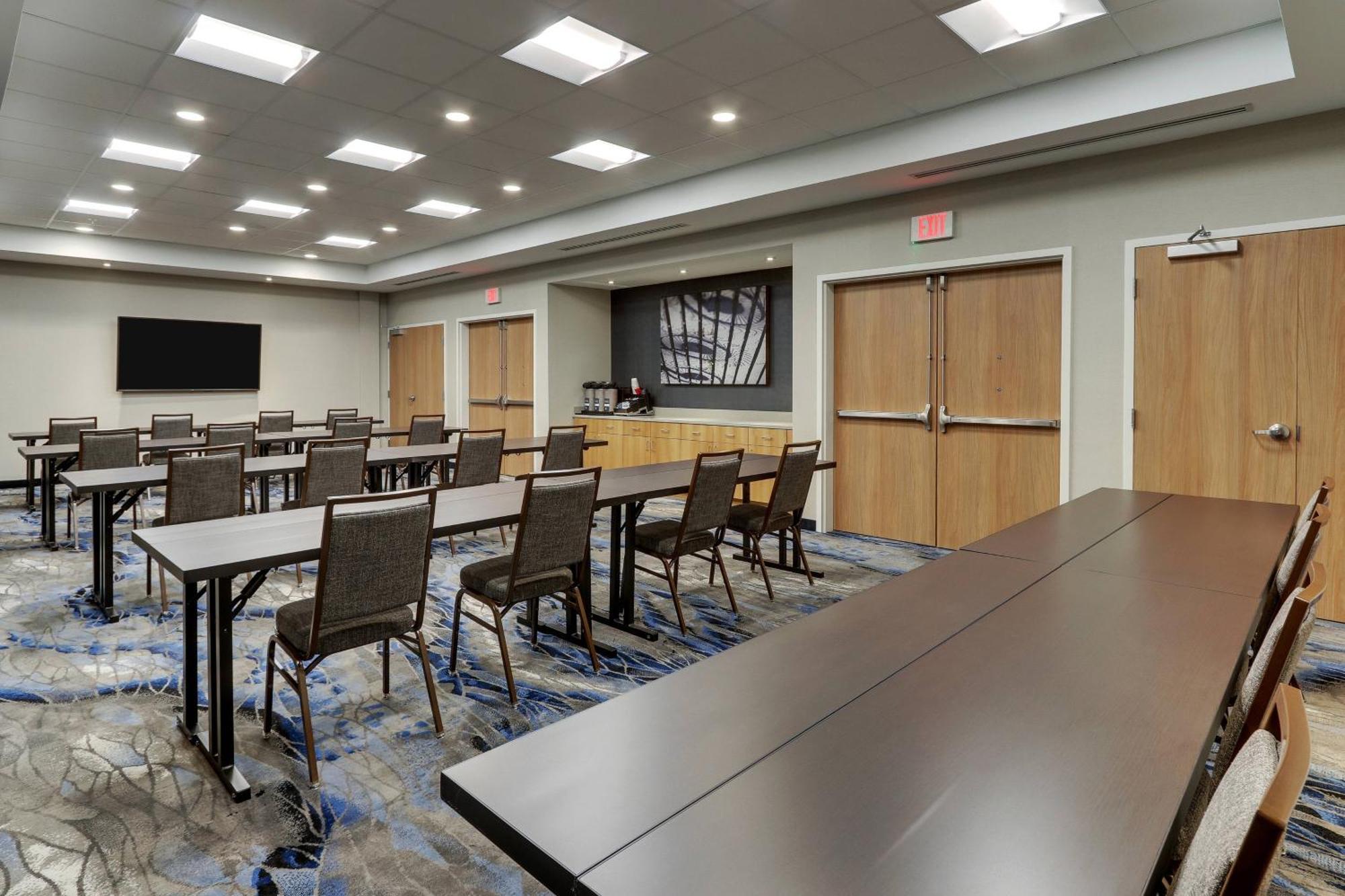 Fairfield & By Marriott Asheville Hotel