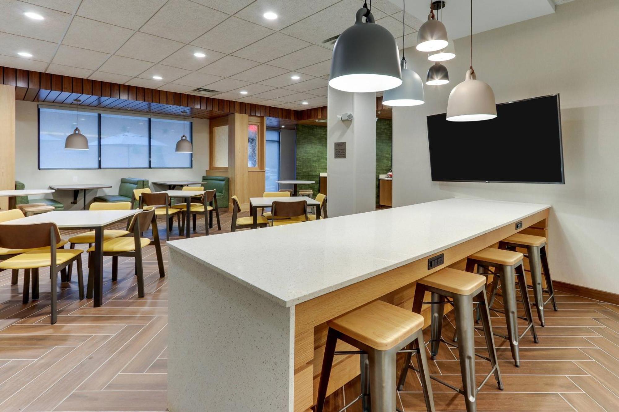 Hotel Fairfield & By Marriott Asheville