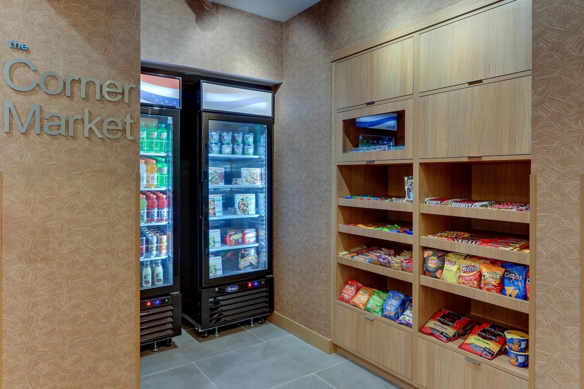 Hotel Fairfield & By Marriott Asheville 3*
