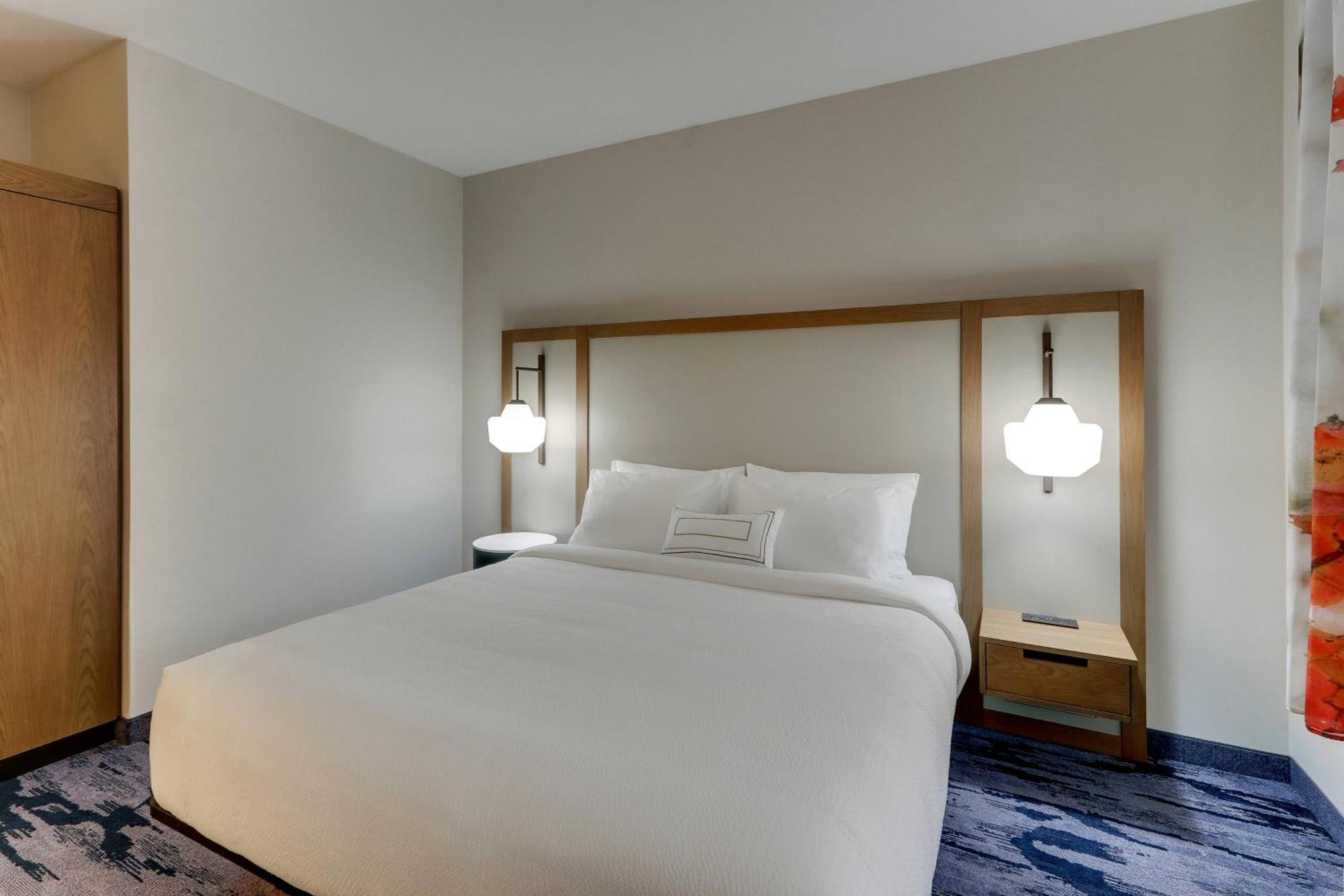 Fairfield & By Marriott Asheville 3*
